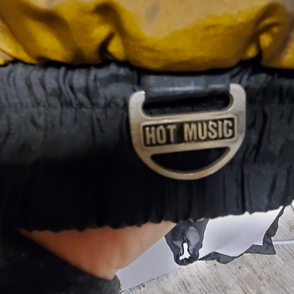 Ski Jacket - Picture 6 of 7